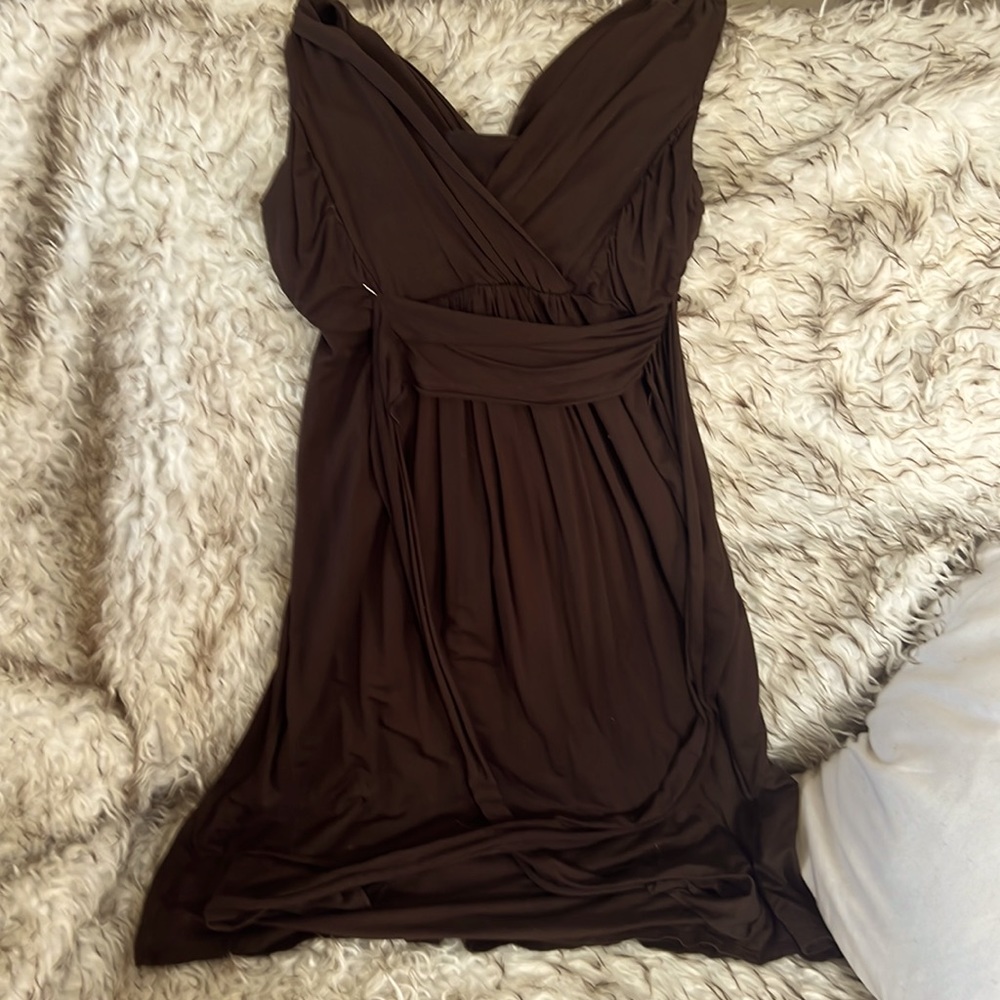 Victoria’s Secret built in bra Dress. Brown Size Large.
